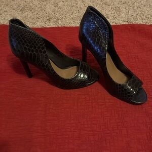 Vince Camuto, Size 9, black